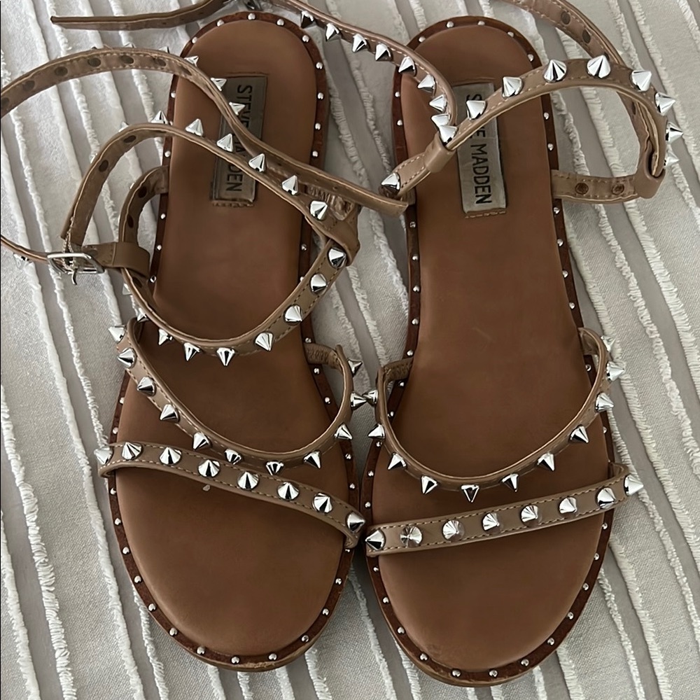 Steve Madden Brown Silver Studded Sandals